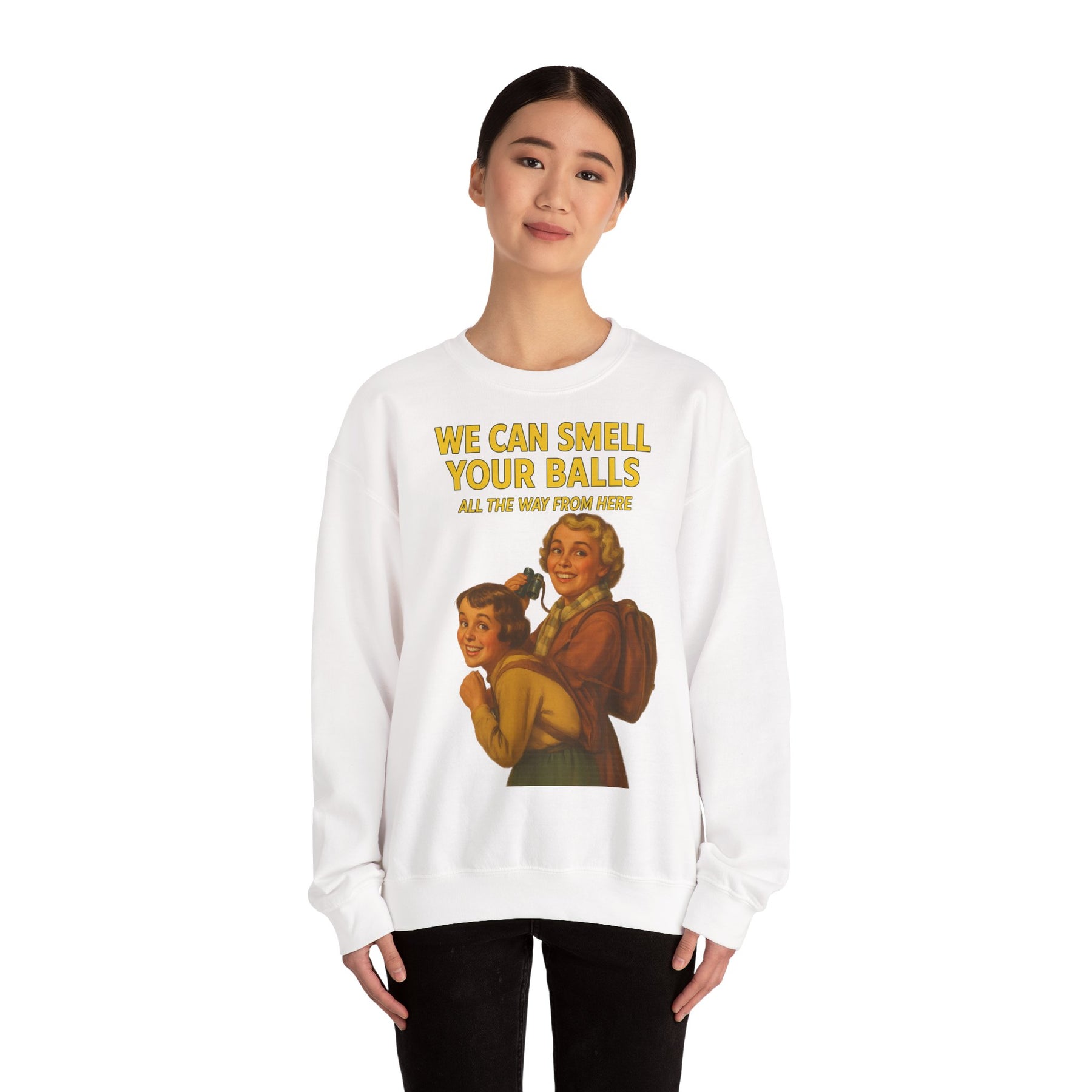Sweatshirt – Vintage Sweatshirt – „We Can Smell Your Balls“ im Spioninnen-Stil | True Insights Design mit Humor