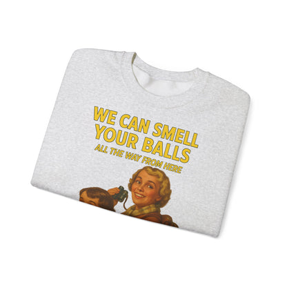 Sweatshirt – Vintage Sweatshirt – „We Can Smell Your Balls“ im Spioninnen-Stil | True Insights Design mit Humor