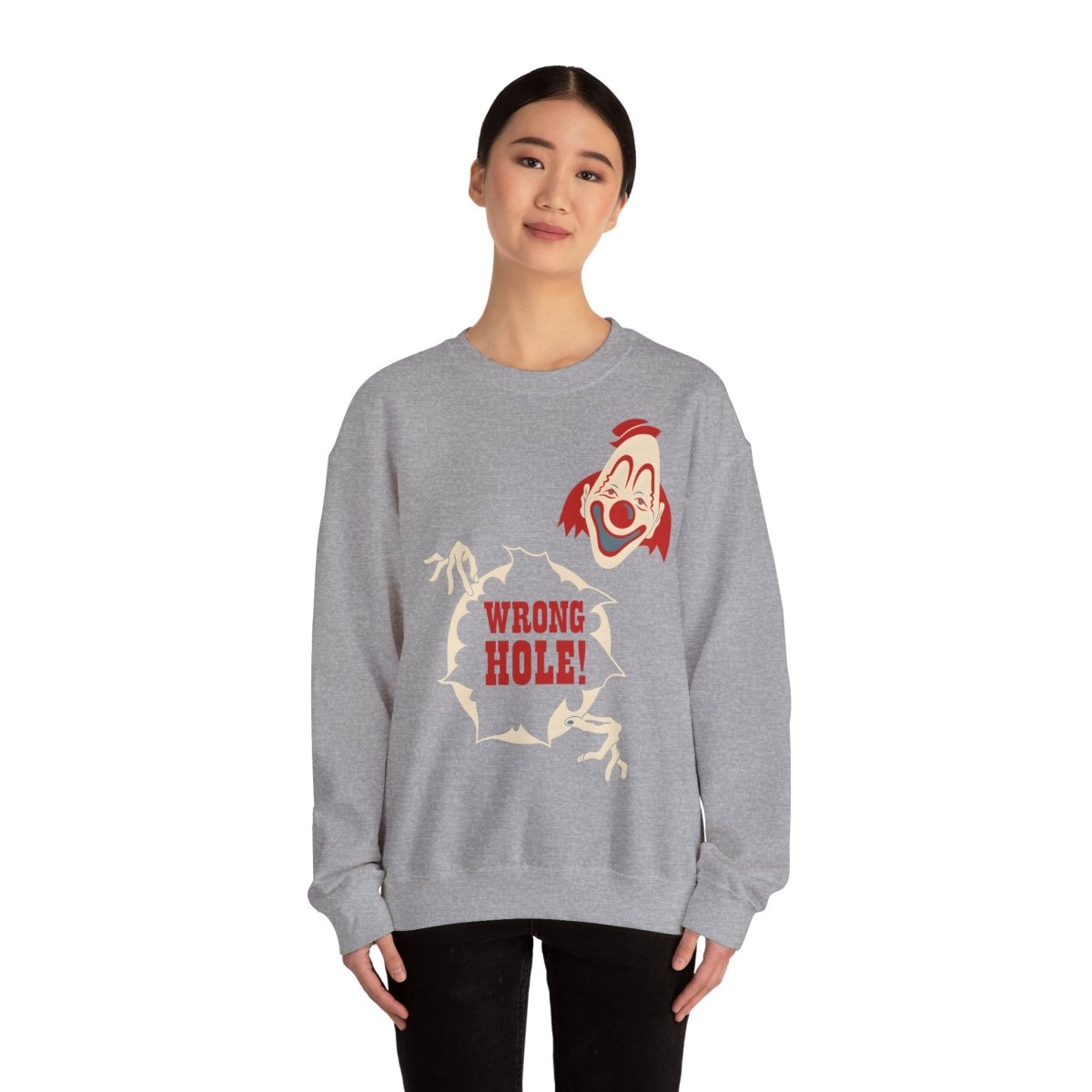 Sweatshirt – Wrong Hole! – Schwarzhumoriges Sweatshirt mit Clown-Design | True Insights Design mit Humor